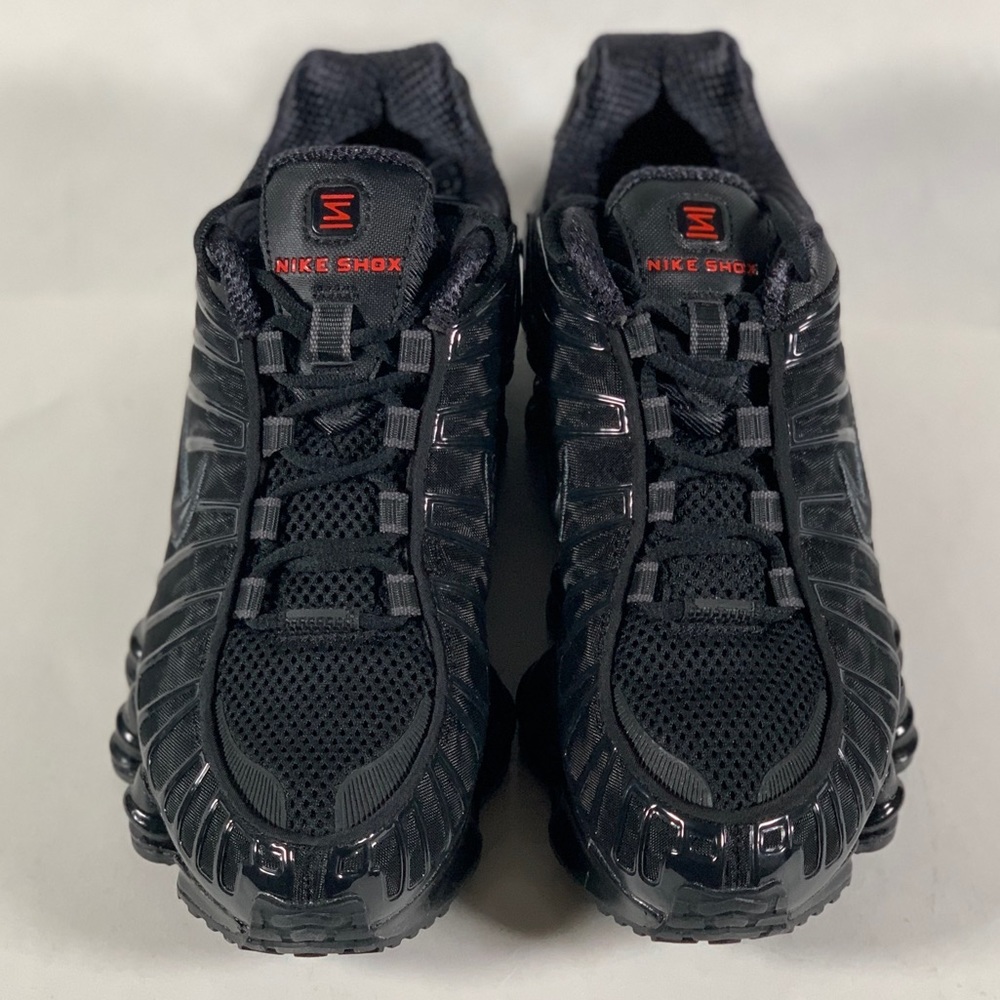 Women’s Nike air Shox TL black